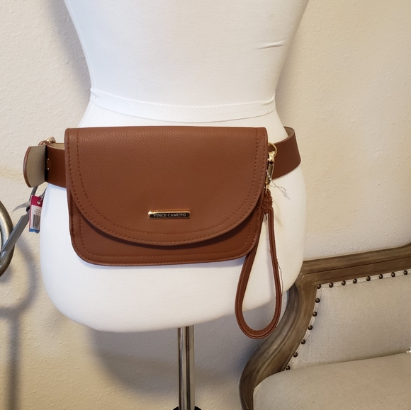 vince camuto fanny pack